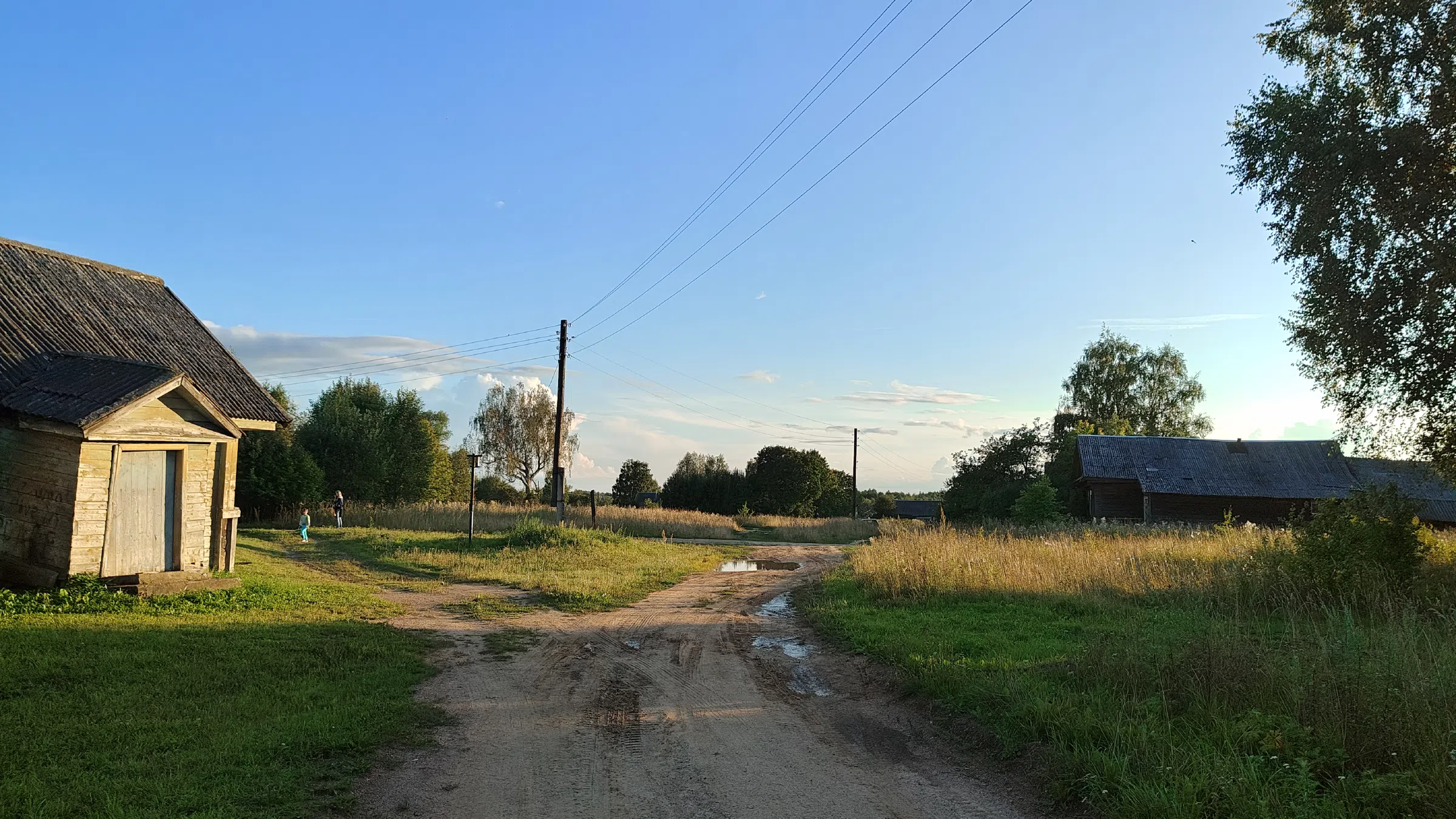 Деревенская изба у реки, фото 16