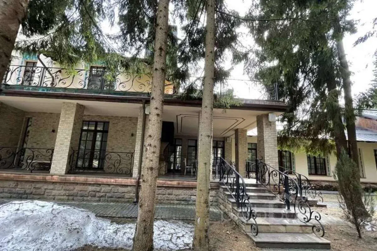 Башня с шатровой крышей, фото 17