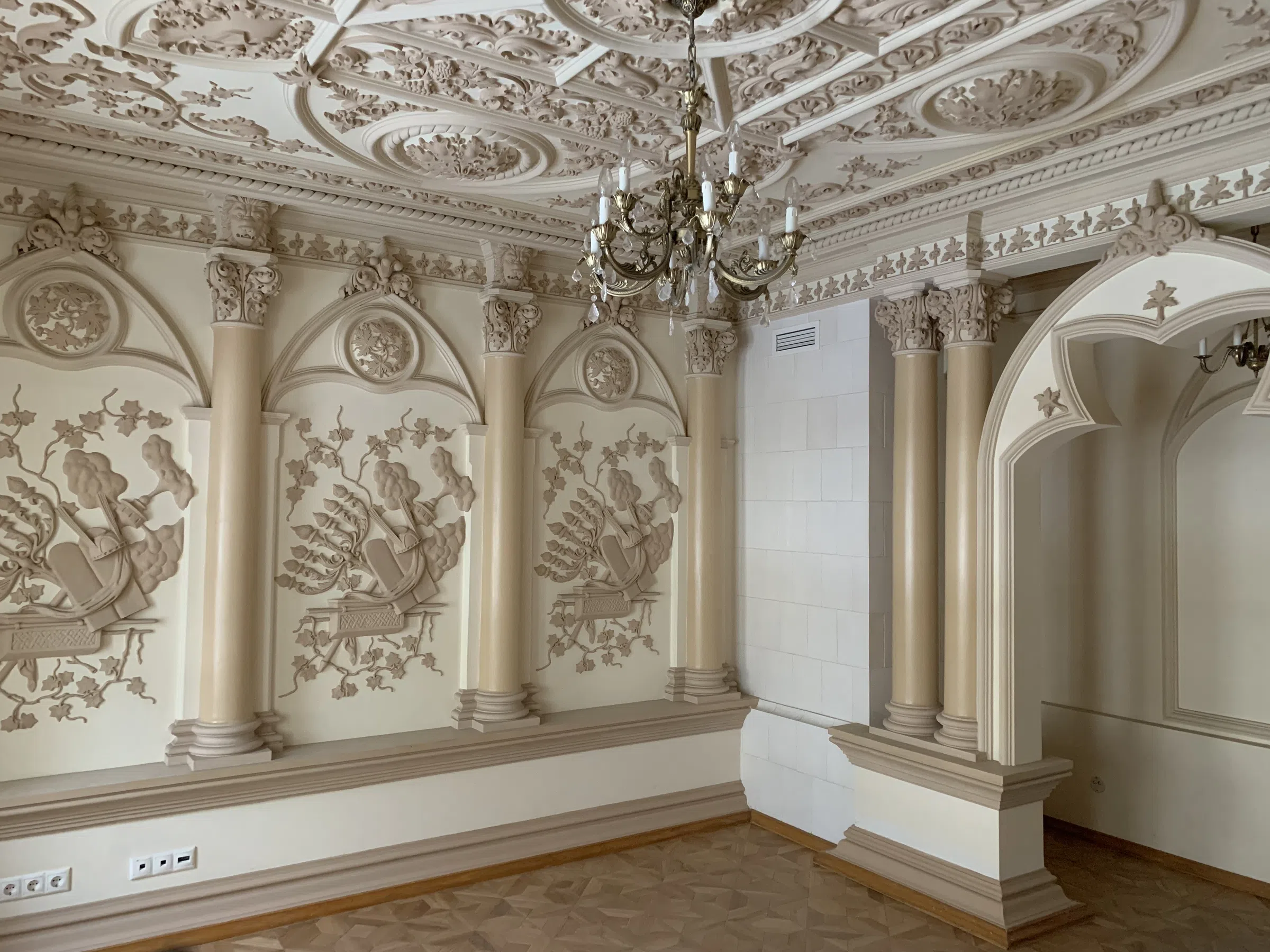 Паркетный зал Ренессанс, фото 16