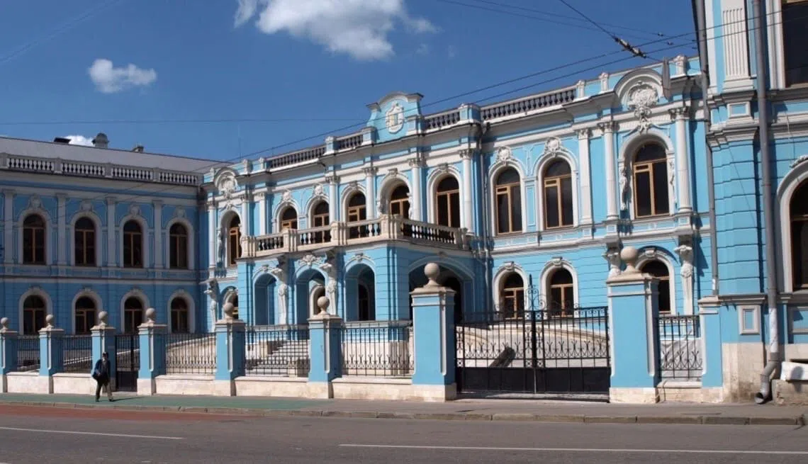 Голубой театр с кариатидами, фото 2