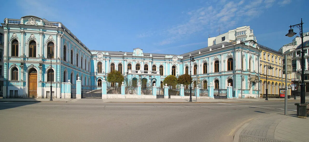 Голубой театр с кариатидами, фото 5