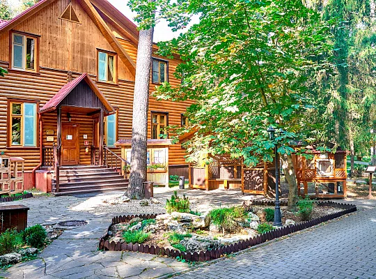 Деревянный дом у пруда, фото 11