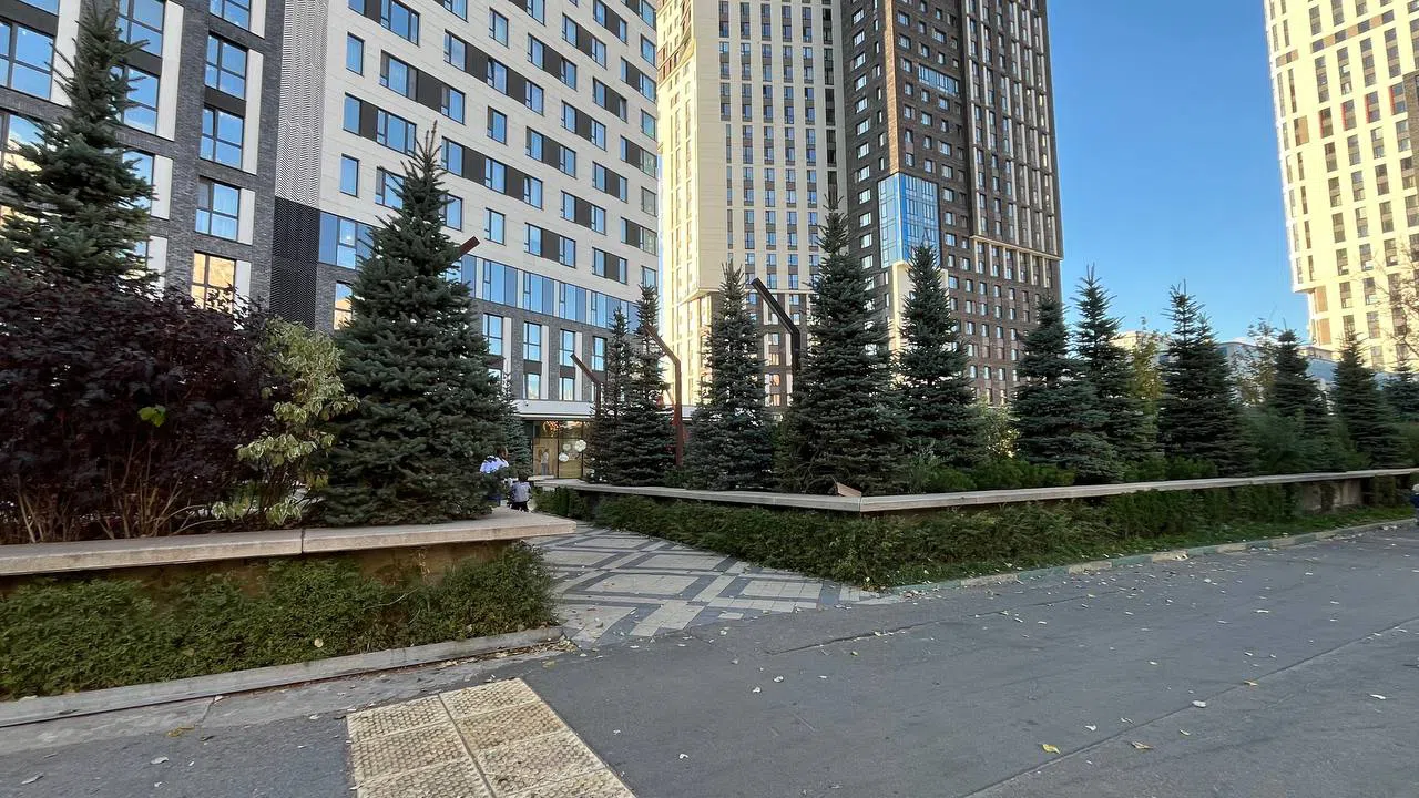 Городской парк с аллеей, фото 9