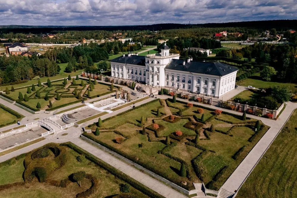 Классическая усадьба у воды, фото 4