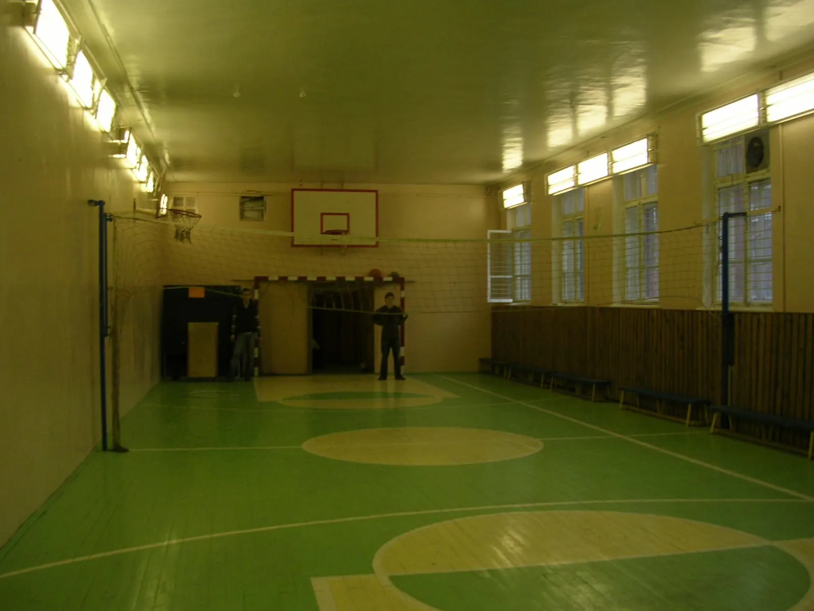 Классная комната с партами, фото 13