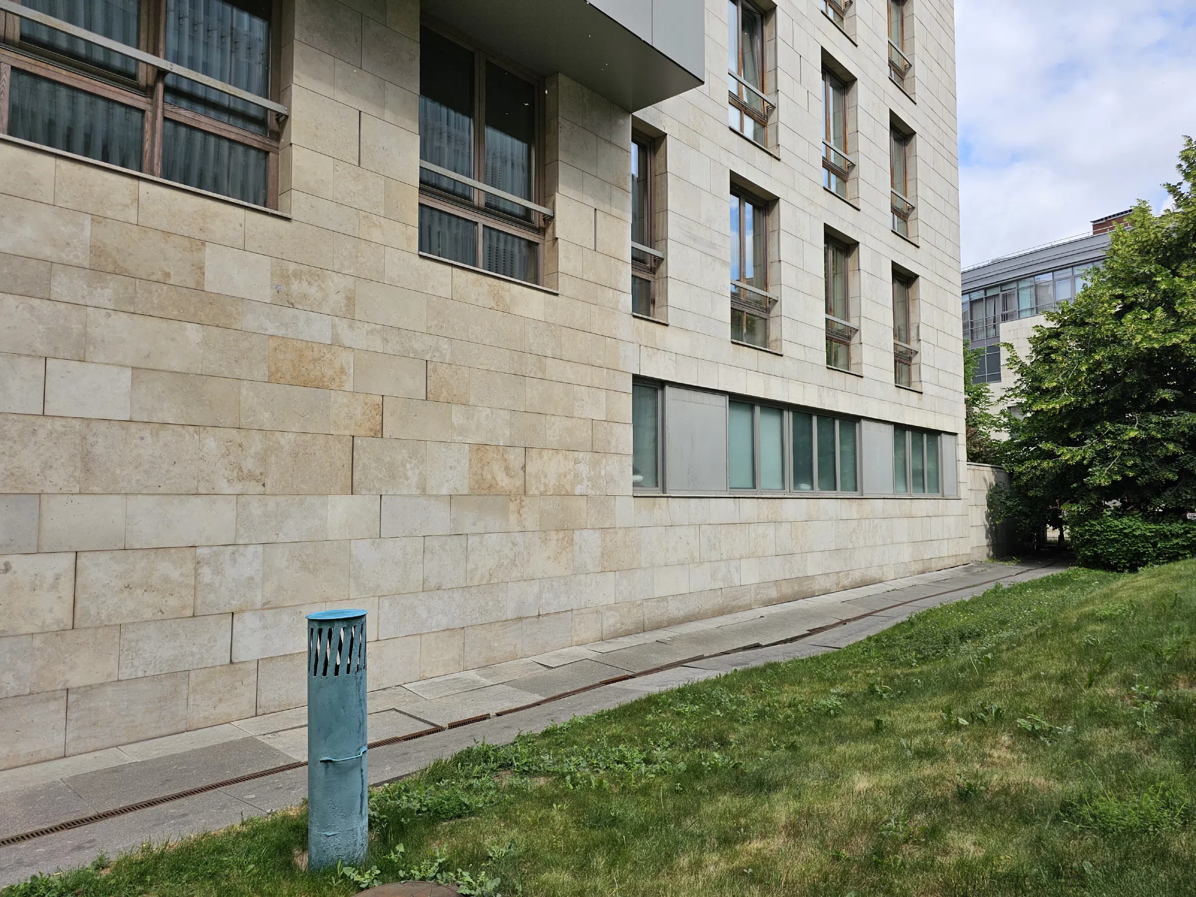 Офис в фасаде из кирпича, фото 20