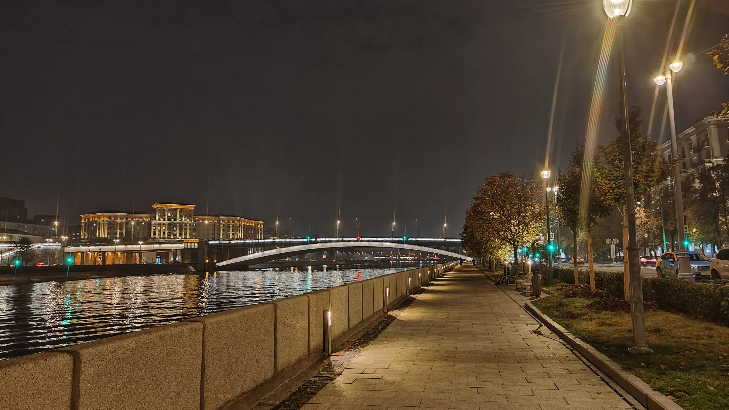 Набережная с ночной подсветкой, фото 12