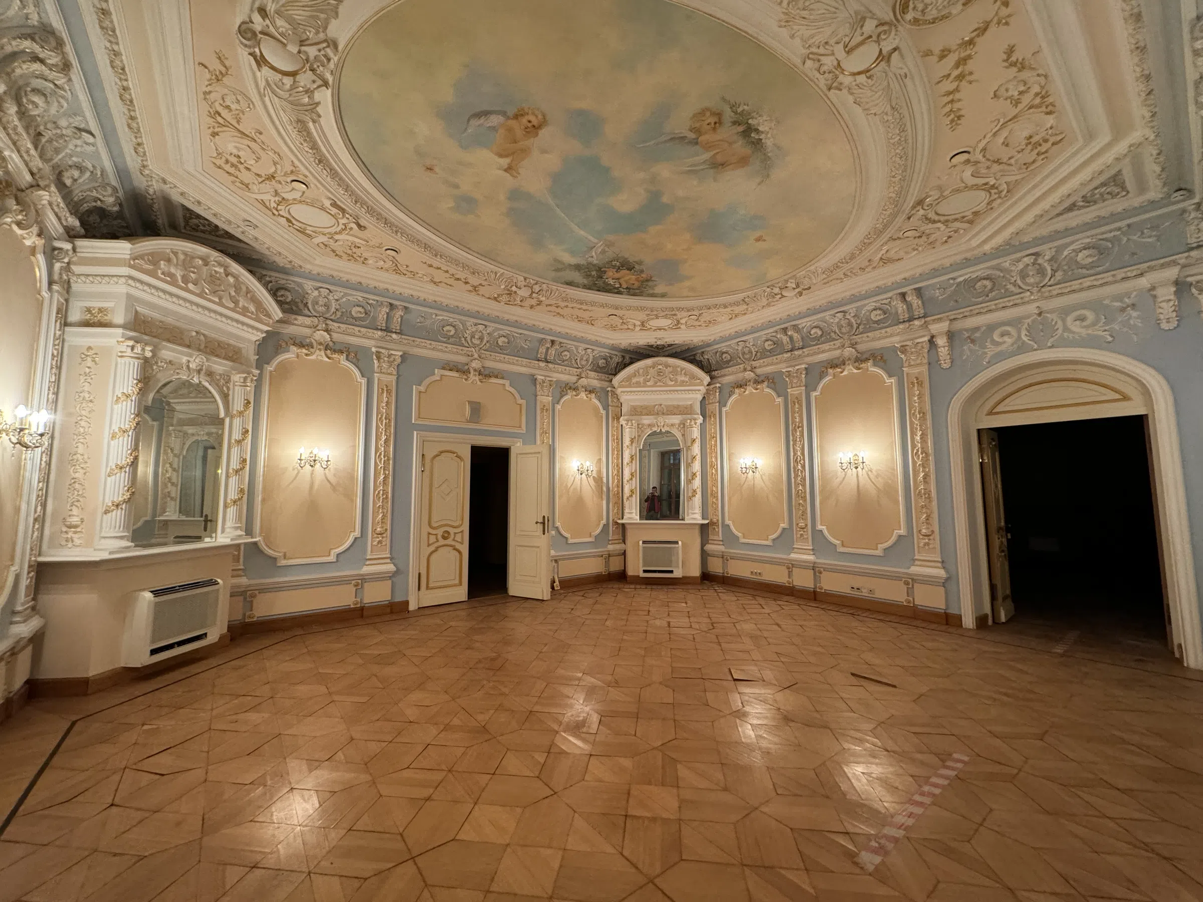 Парадный зал с фризом, фото 13