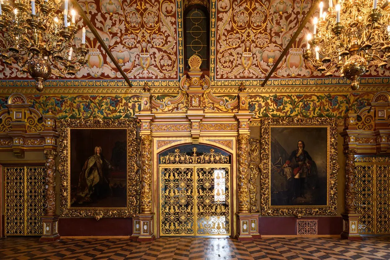 Расписной музей с вензелями, фото 14
