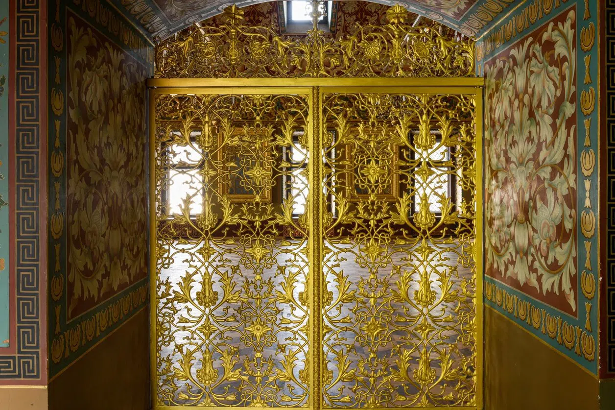 Расписной музей с вензелями, фото 6