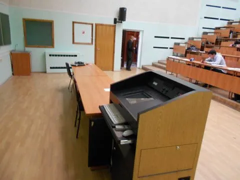 Классическая университетская аудитория, фото 3