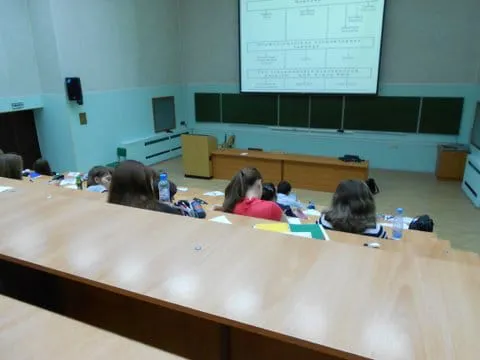 Классическая университетская аудитория, фото 11