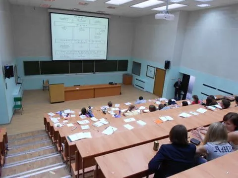 Классическая университетская аудитория, фото 7