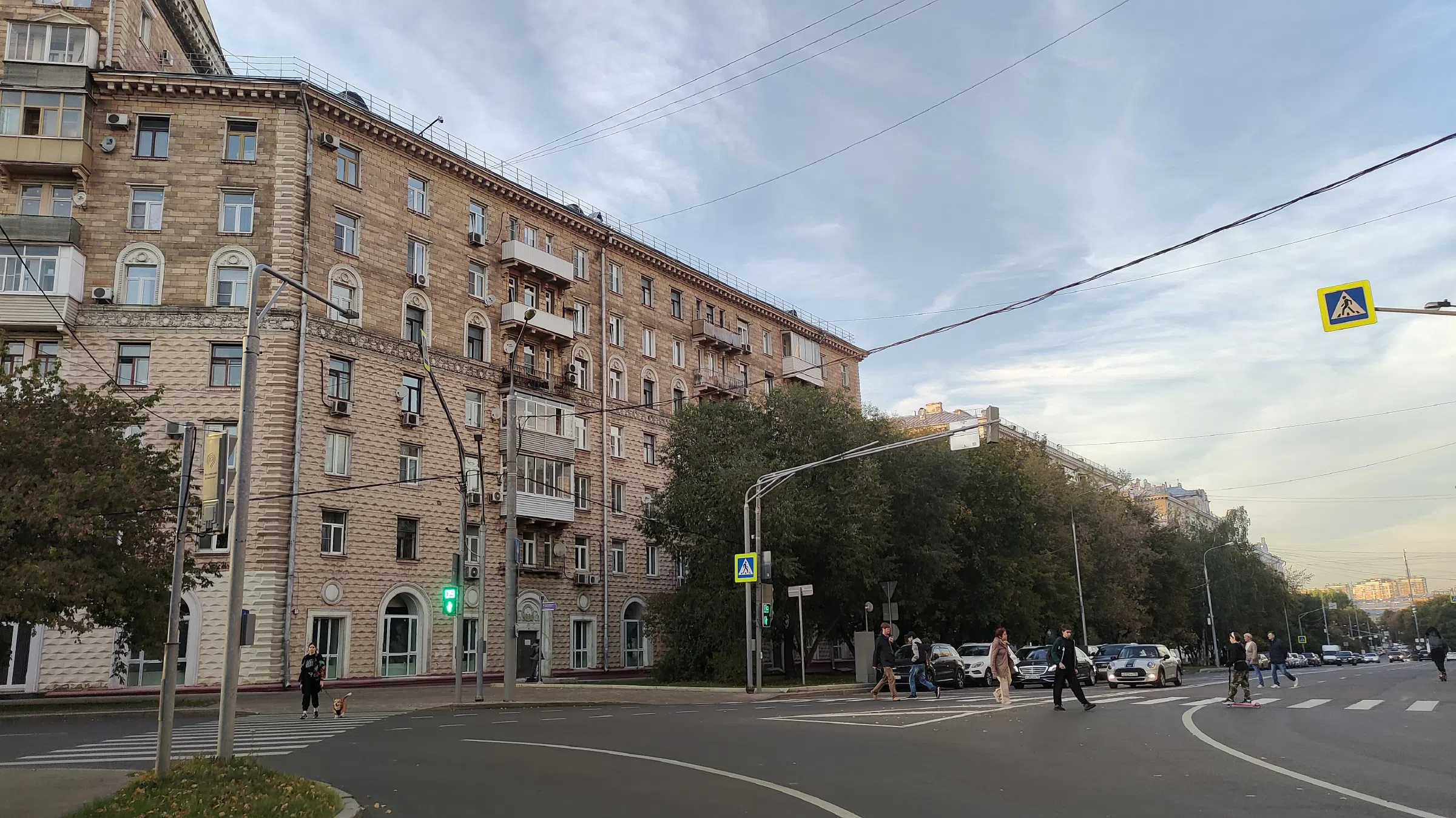 Сталинка на перекрёстке, фото 2