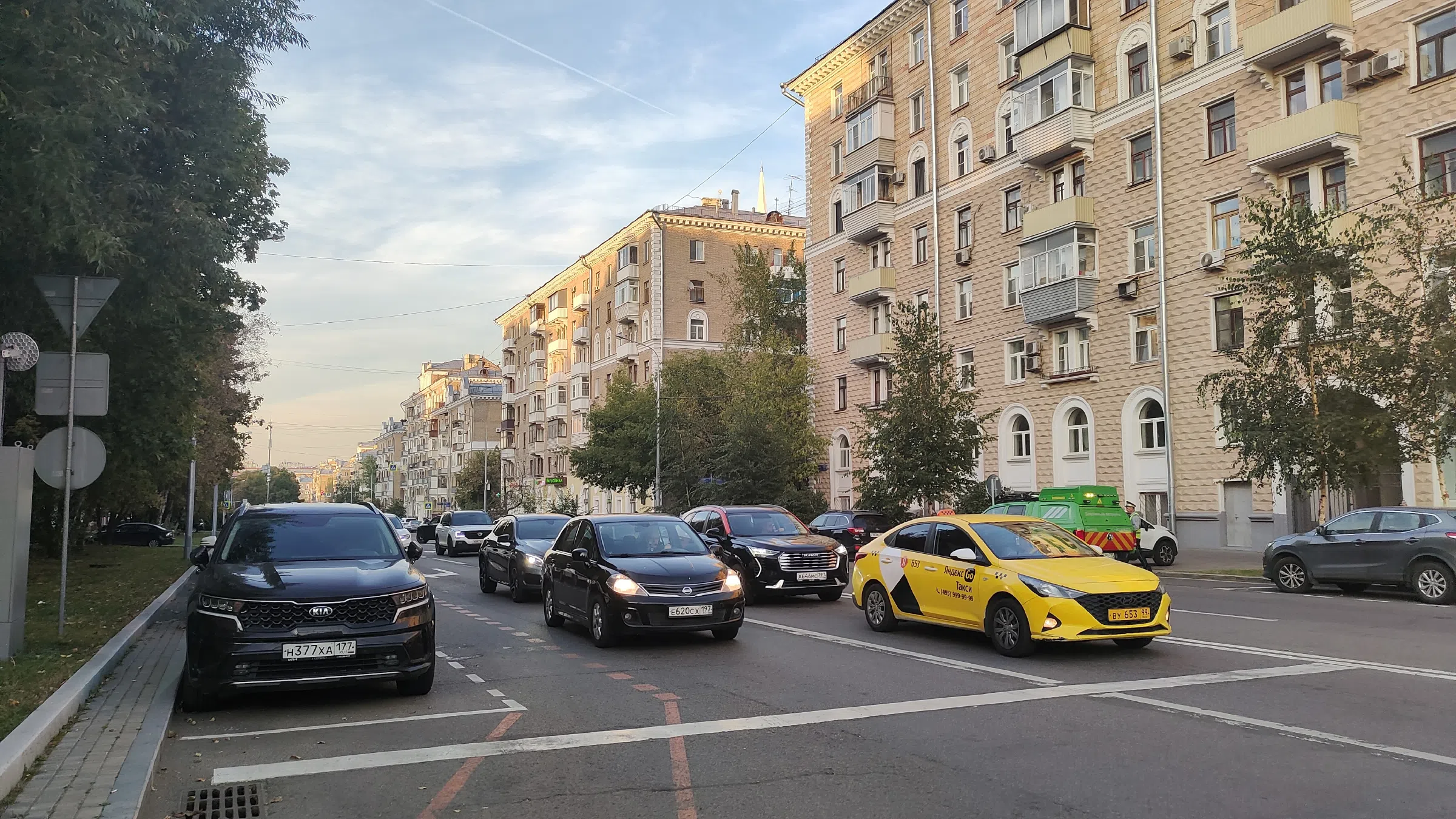 Сталинка на перекрёстке, фото 9