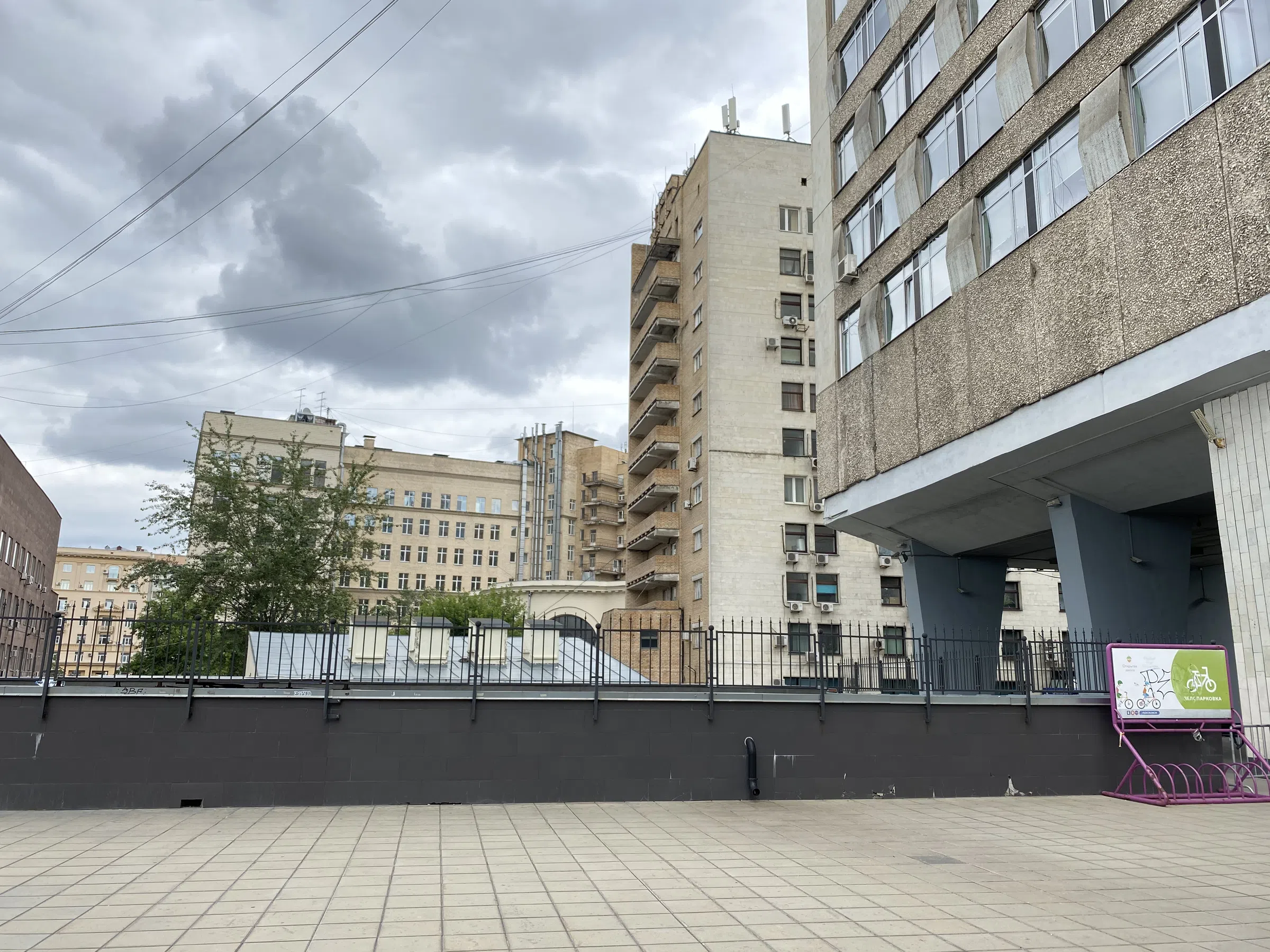 Площадка перед офисом, фото 8