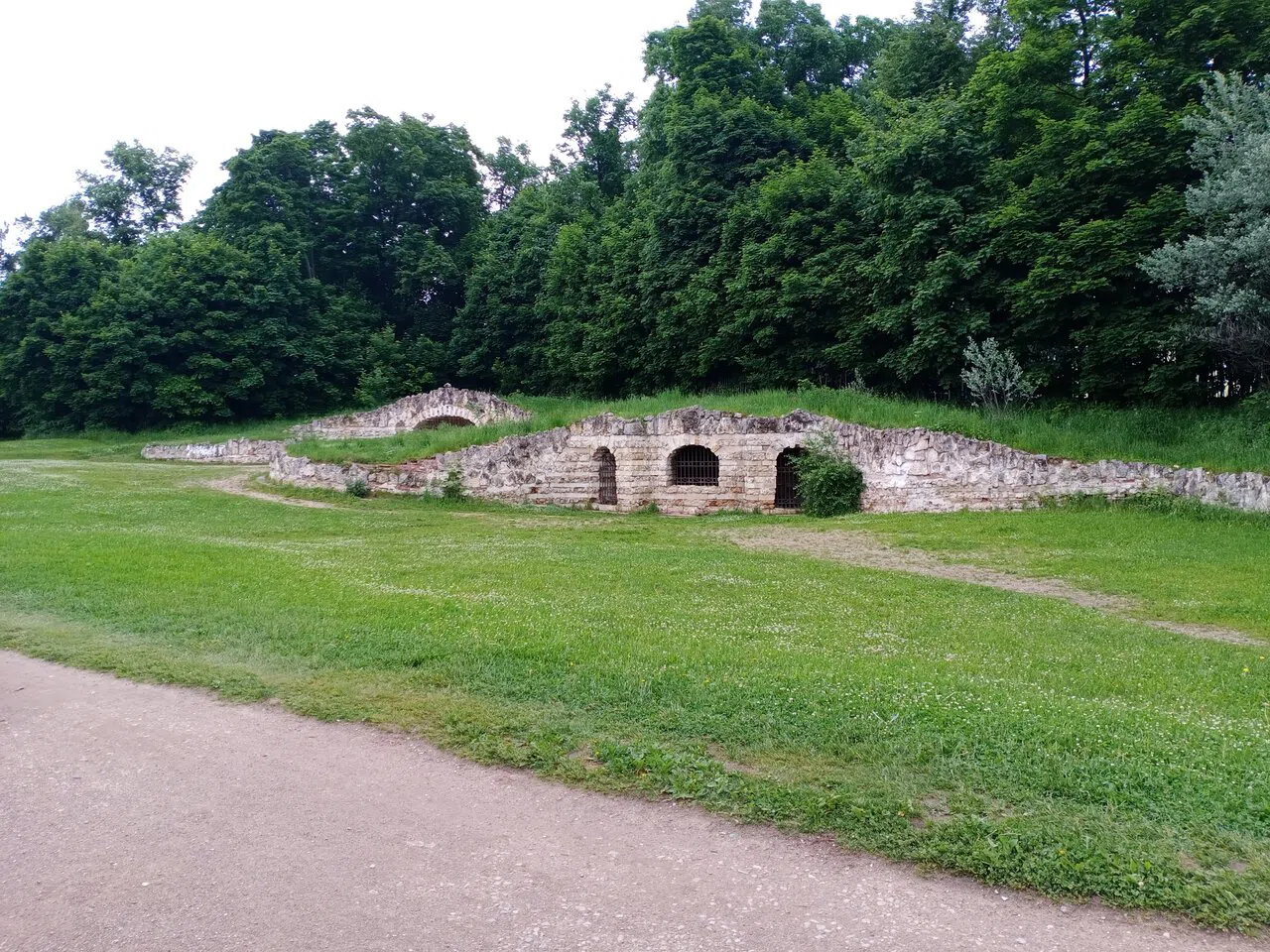 Парк с гротами, фото 1
