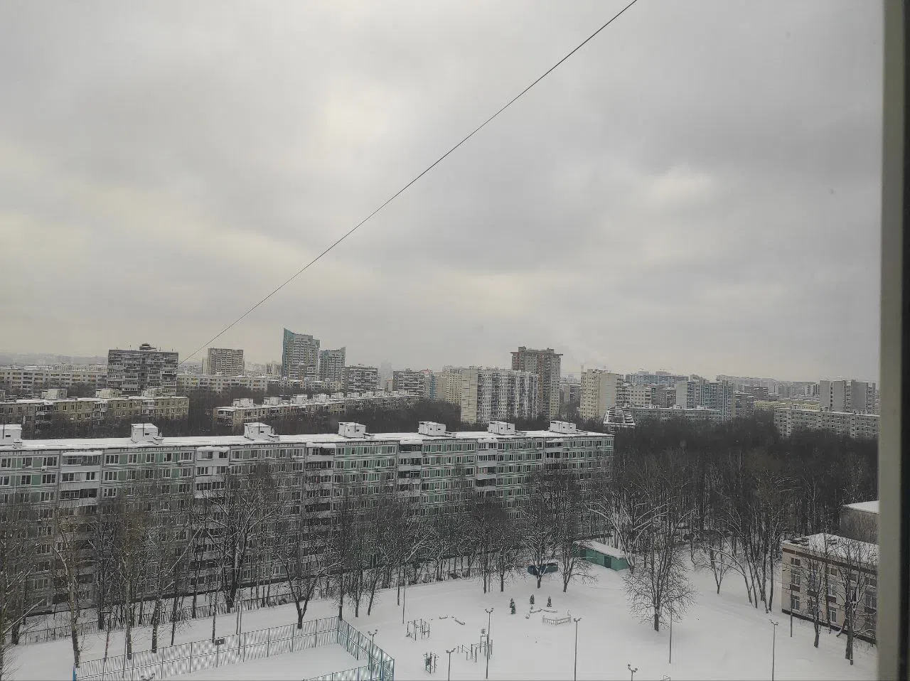 Вид на зимний двор, фото 2