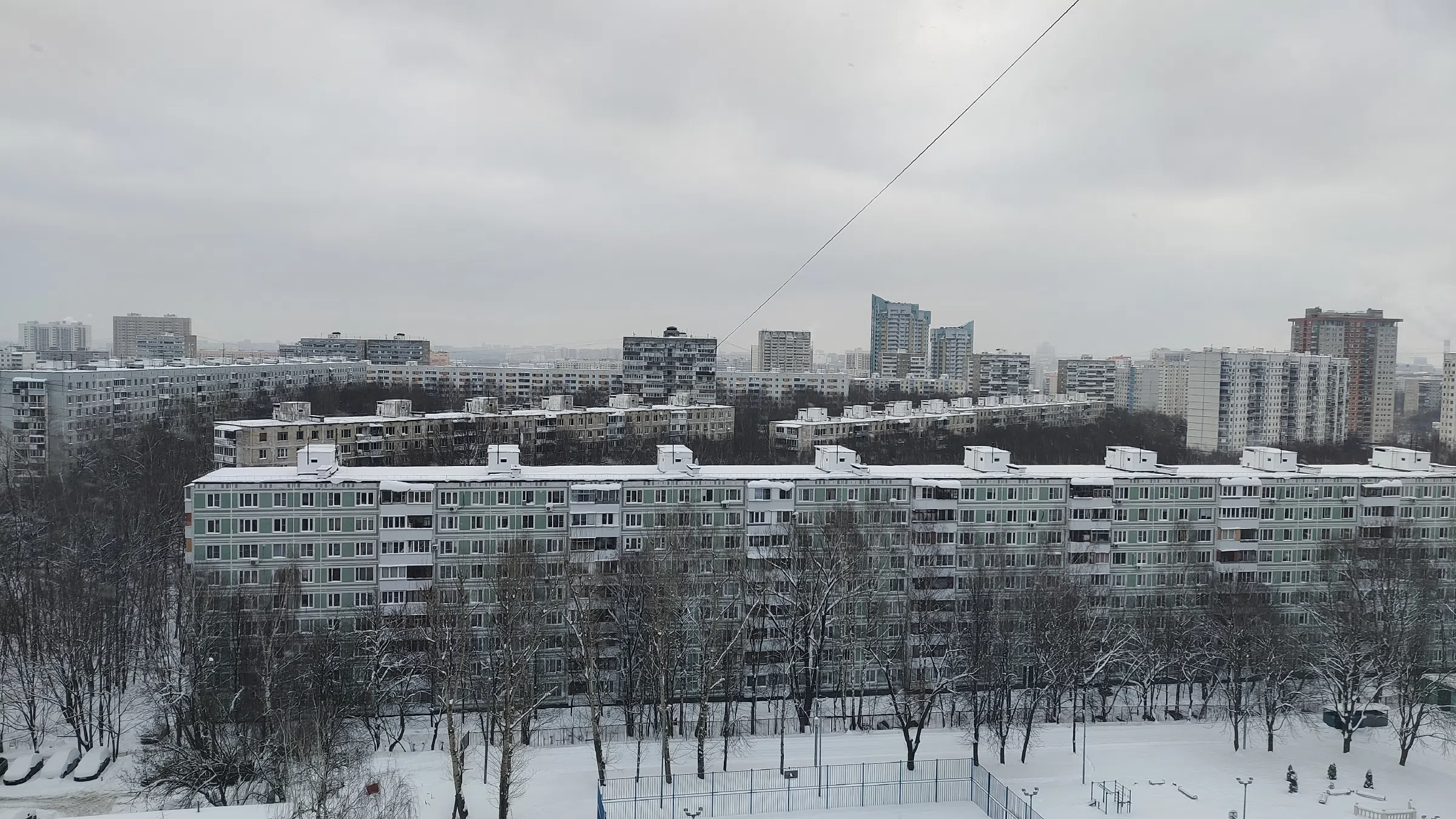 Вид на зимний двор, фото 1