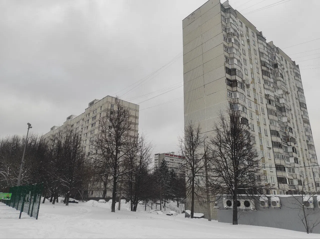 Вид на зимний двор, фото 16