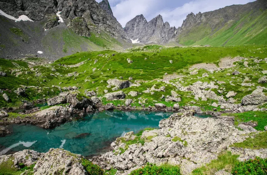 Панорамный бассейн в горах, фото 20