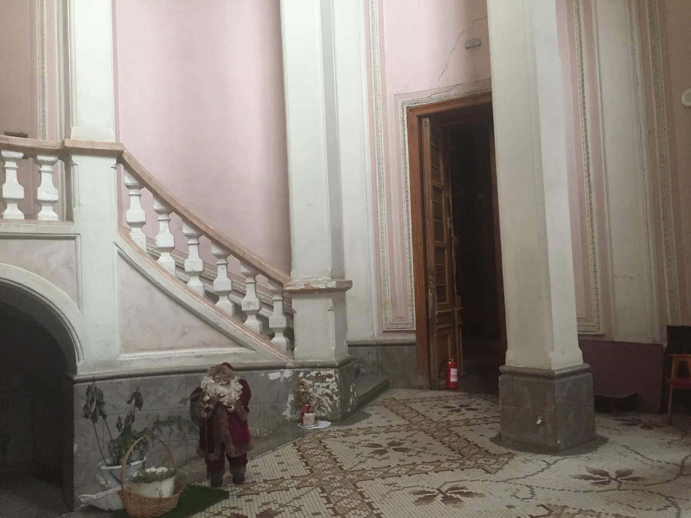 Старинный особняк в лесу, фото 19