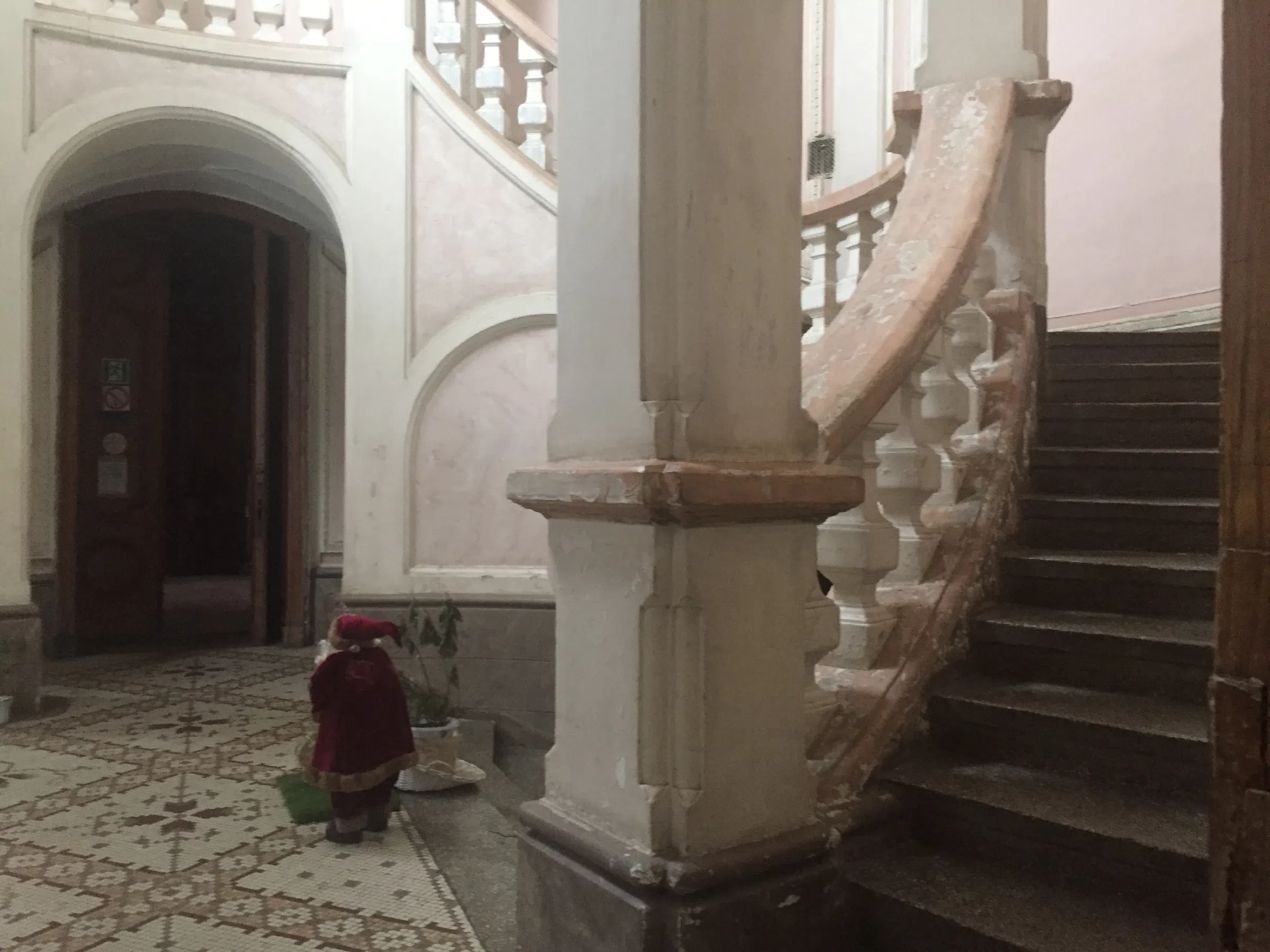 Старинный особняк в лесу, фото 23