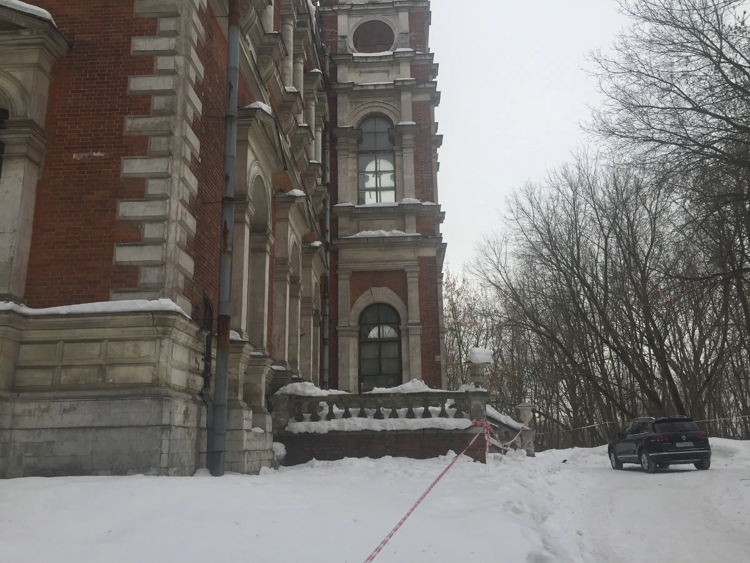 Старинный особняк в лесу, фото 6