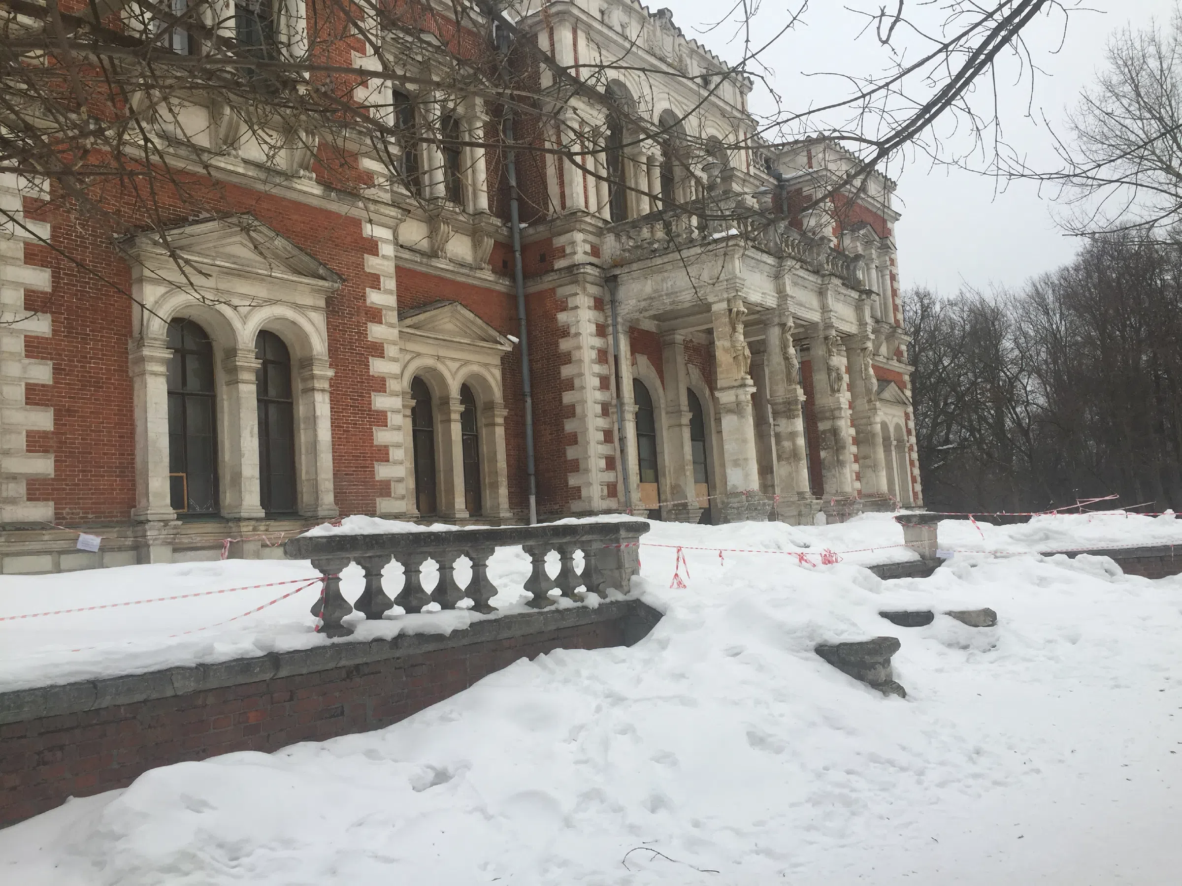 Старинный особняк в лесу, фото 12