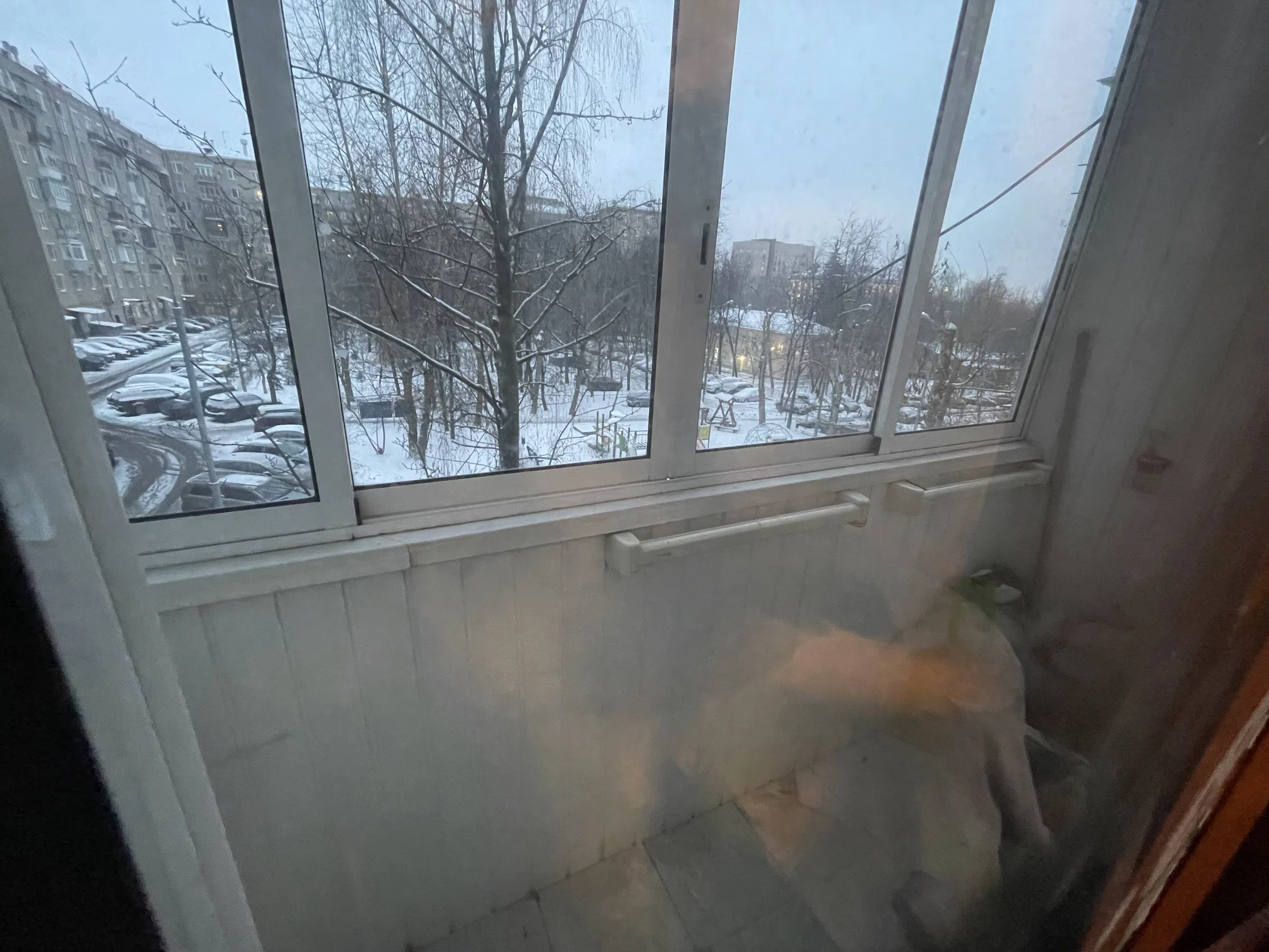Квартира с коричневым диваном, фото 24