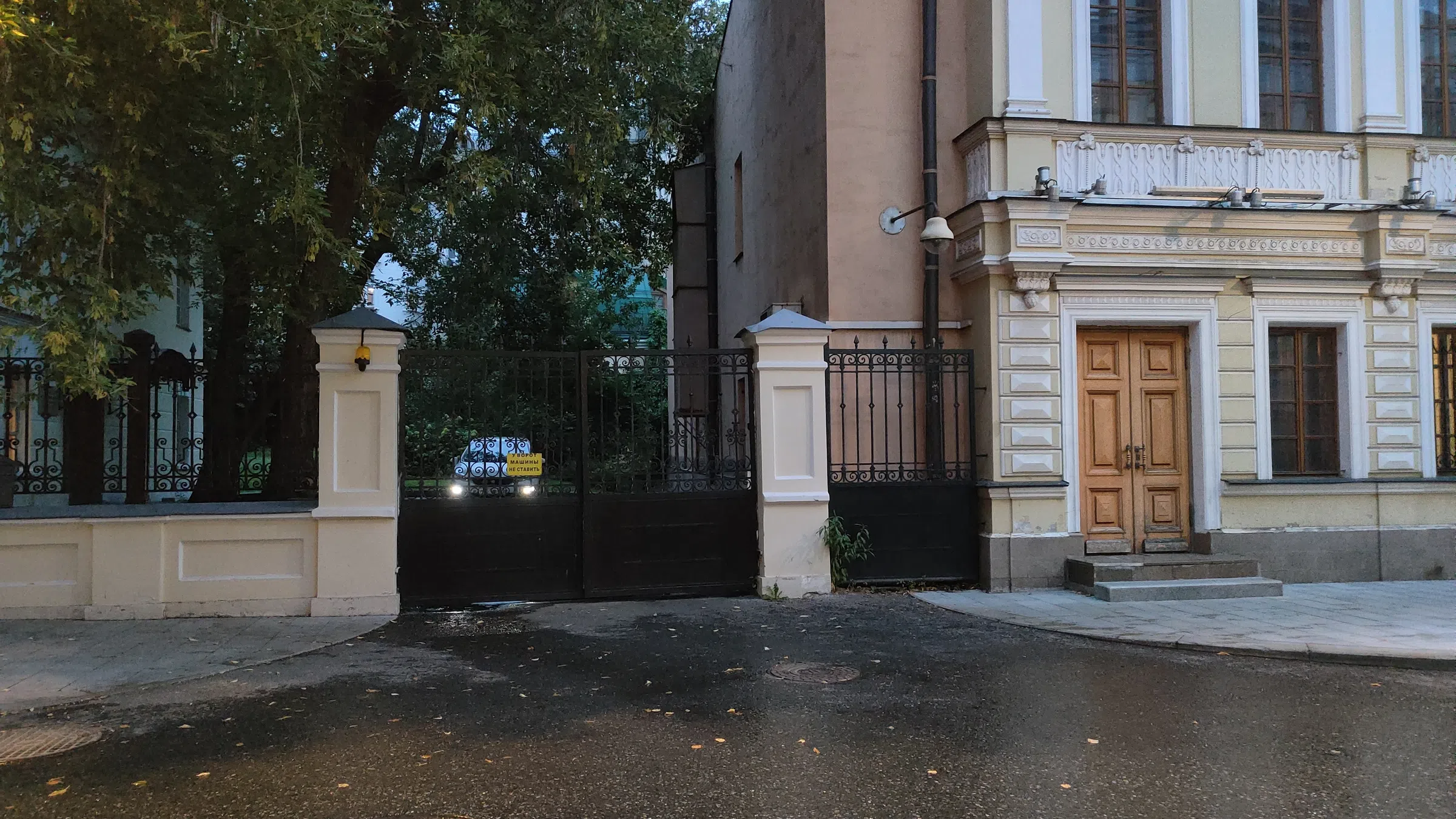 Улица с разноплановой застройкой, фото 6