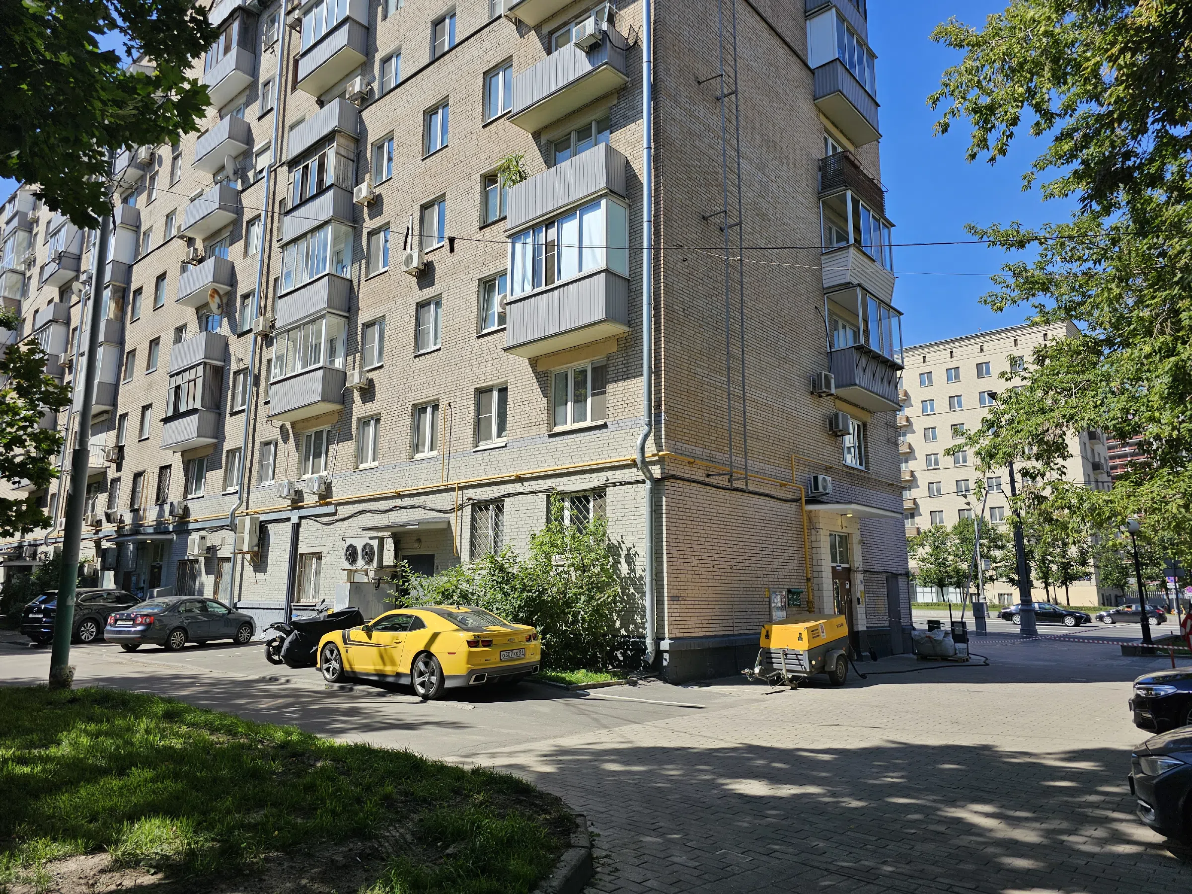 Парадная улица со сталинками, фото 18