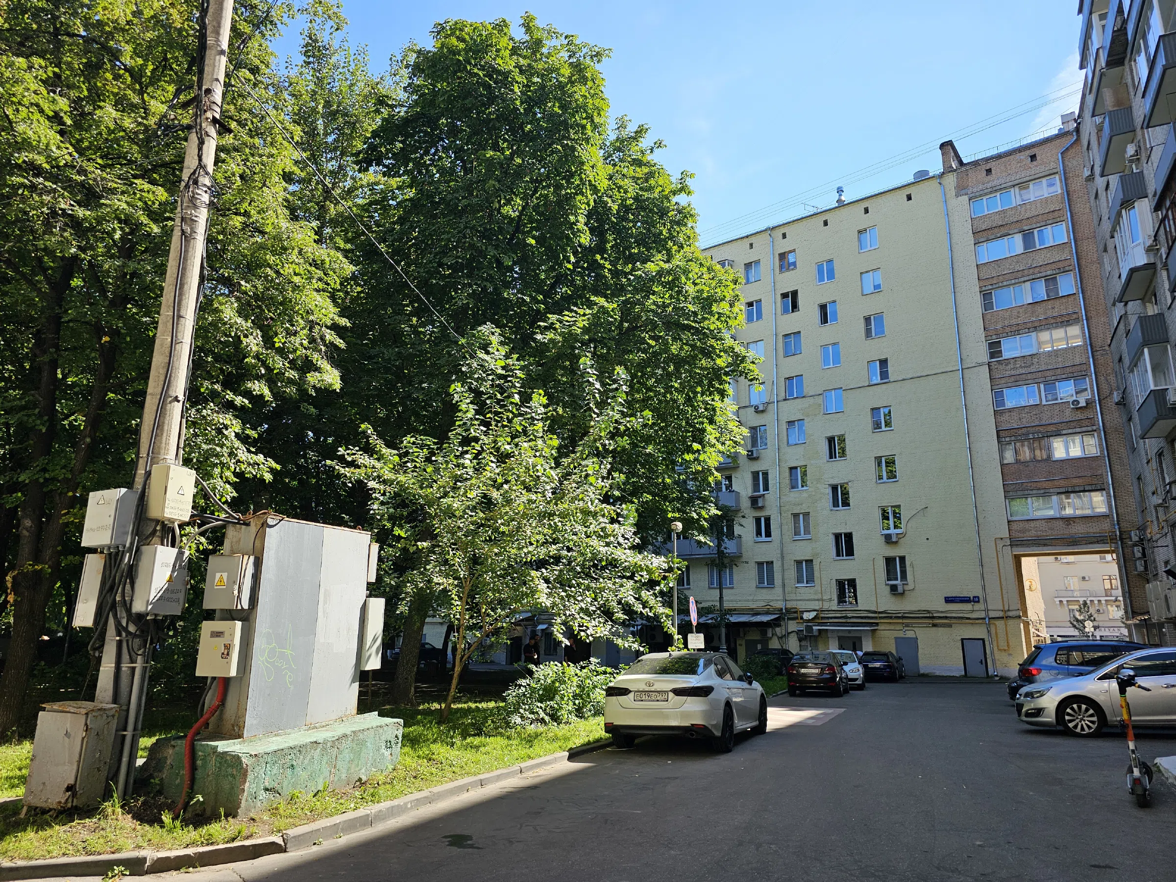 Парадная улица со сталинками, фото 21