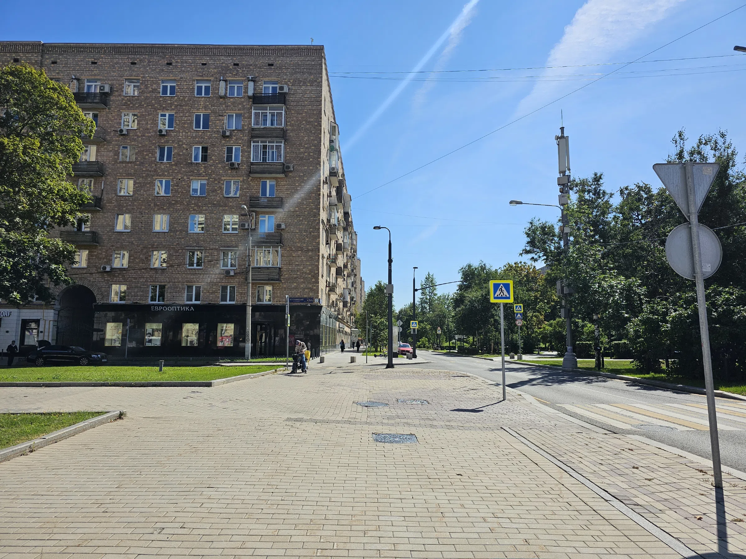 Парадная улица со сталинками, фото 5