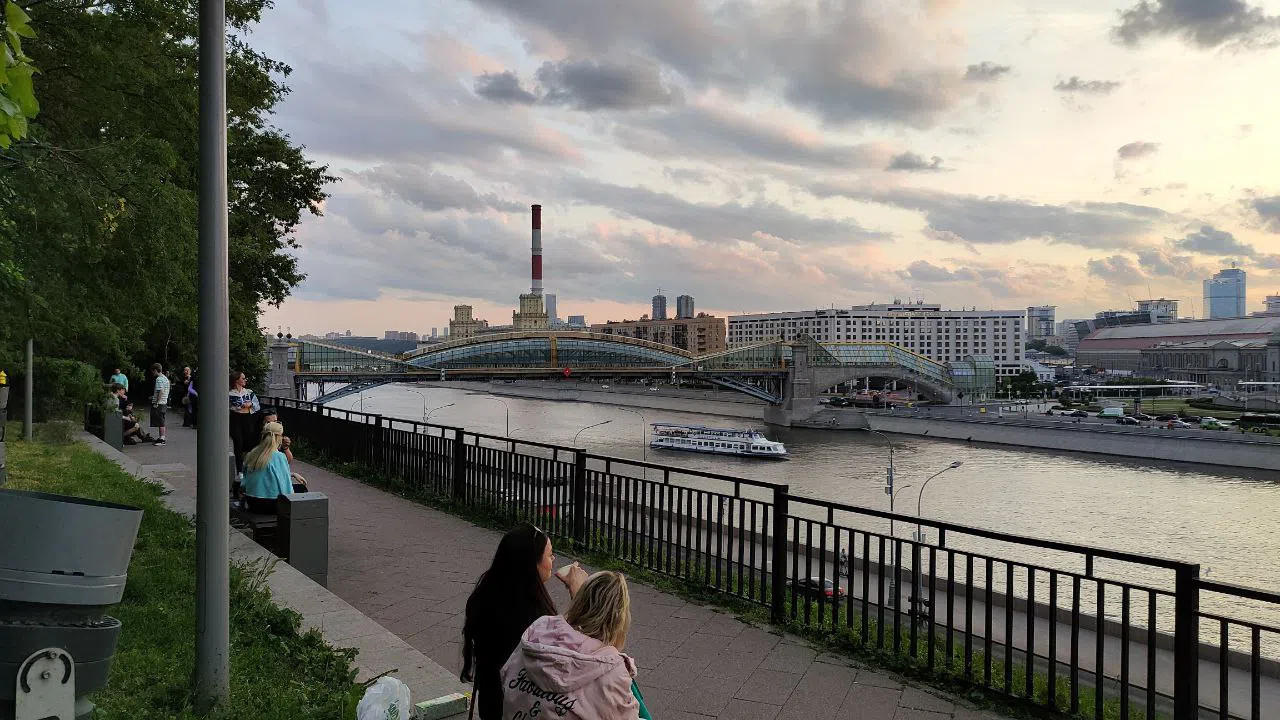 Набережный парк с видом, фото 9