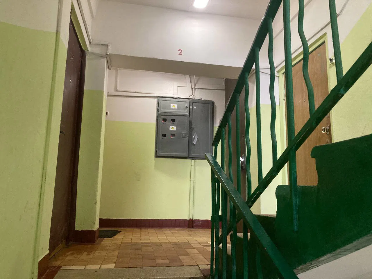 Сталинка с зеленой лестницей, фото 6