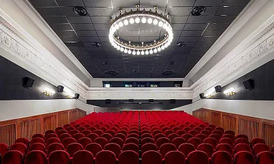 Классический театральный холл, фото 7
