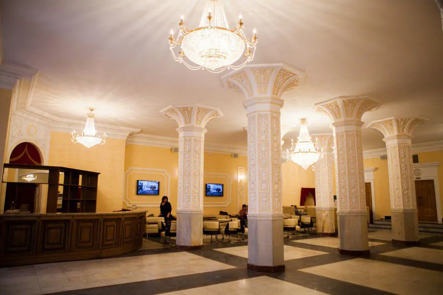 Классический театральный холл, фото 4