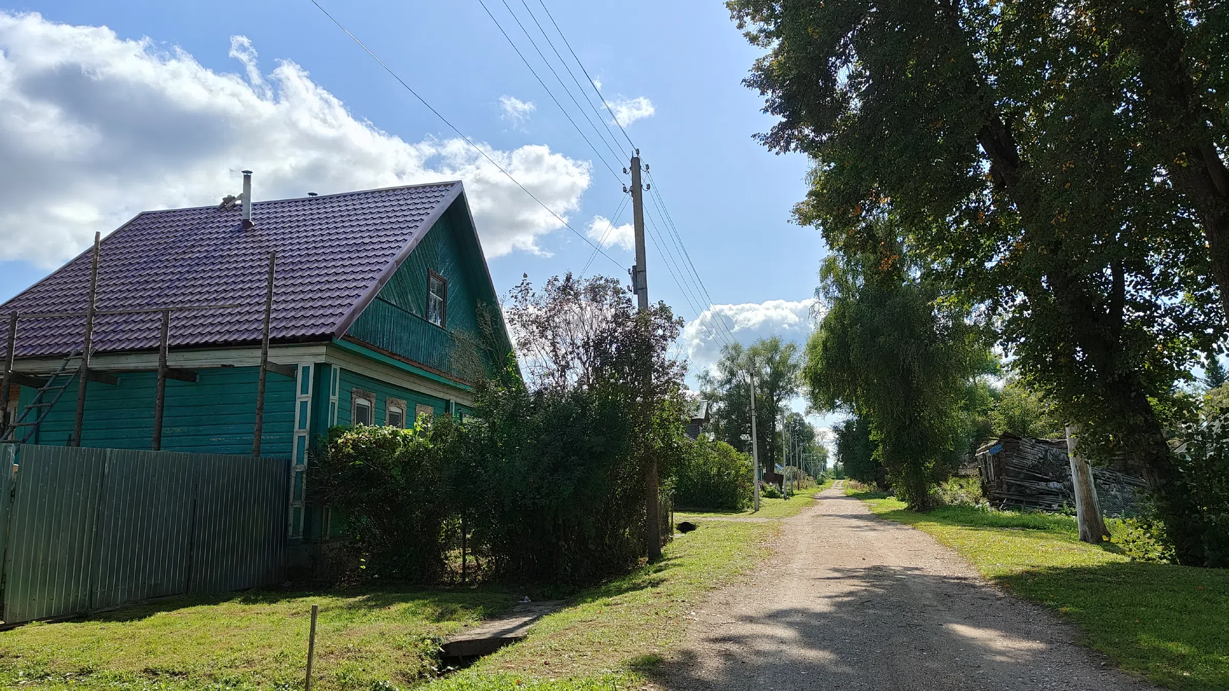 Ряд старых дач, фото 2