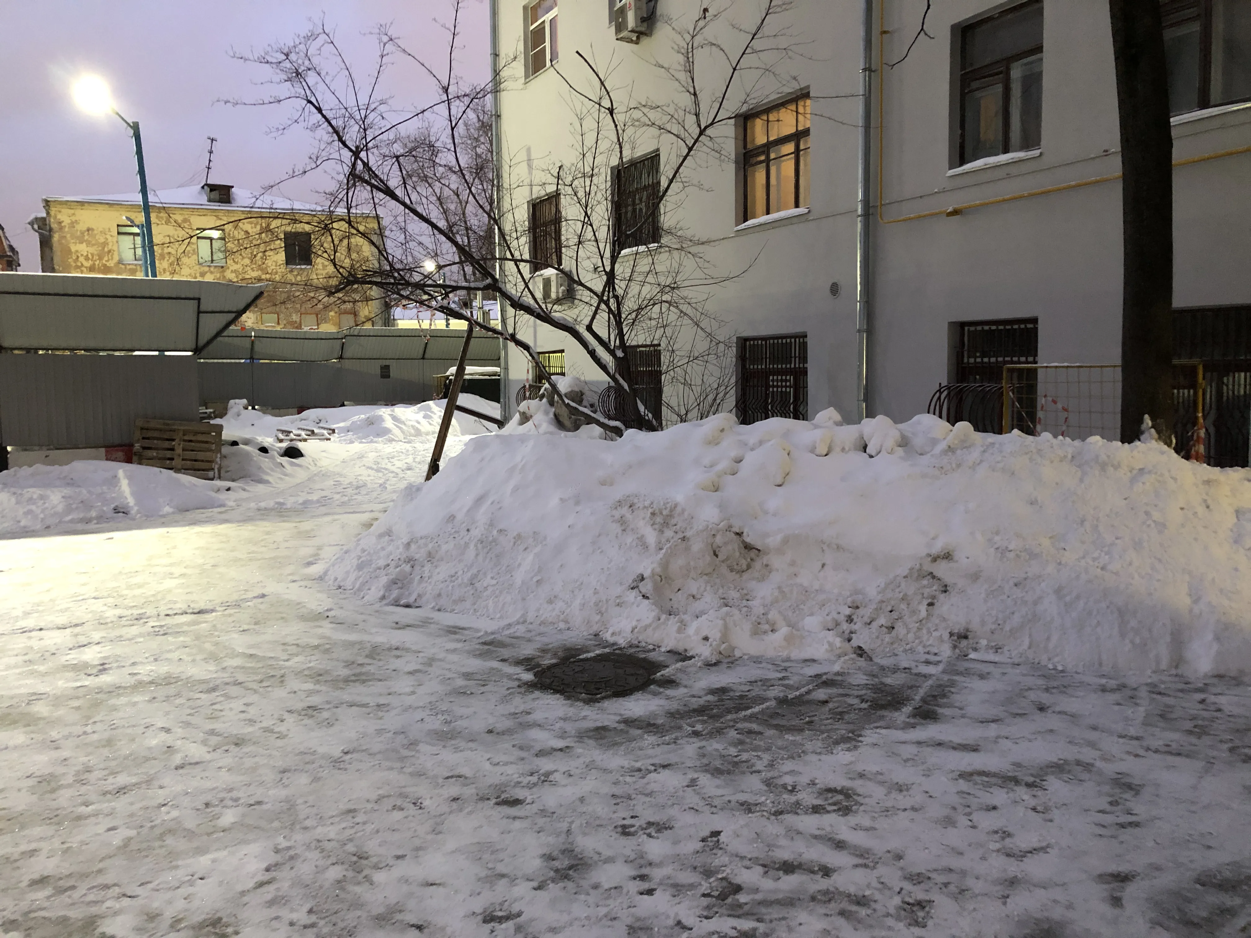 Лофт барбершоп с граффити, фото 19