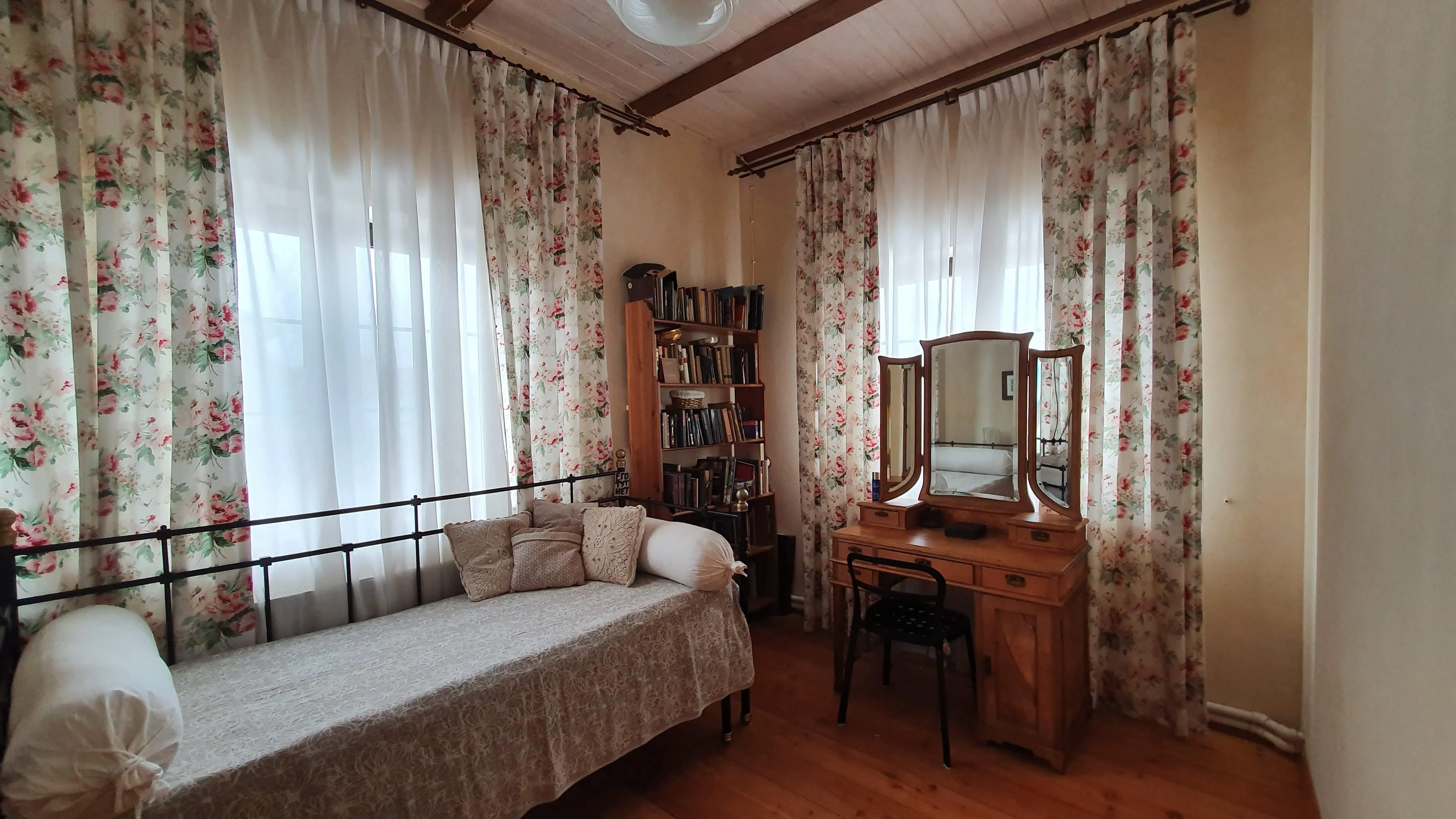 Рустик-дача с балконом, фото 5