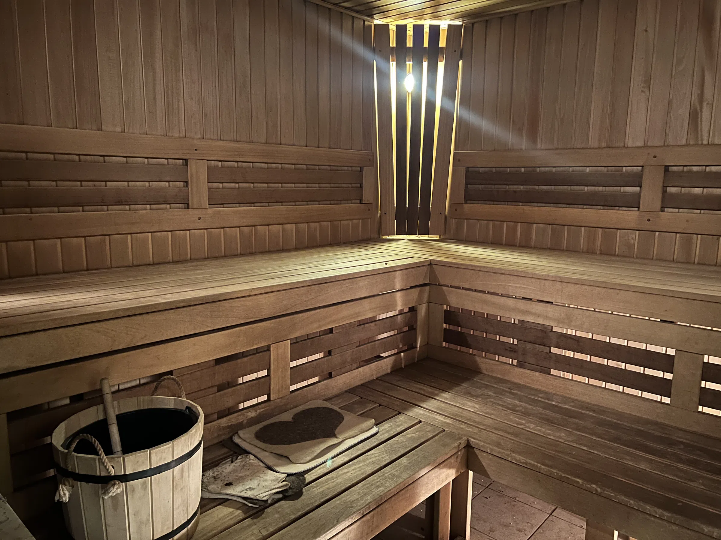 Прованс - дом с открытым бассейном и ландшафтом, фото 16
