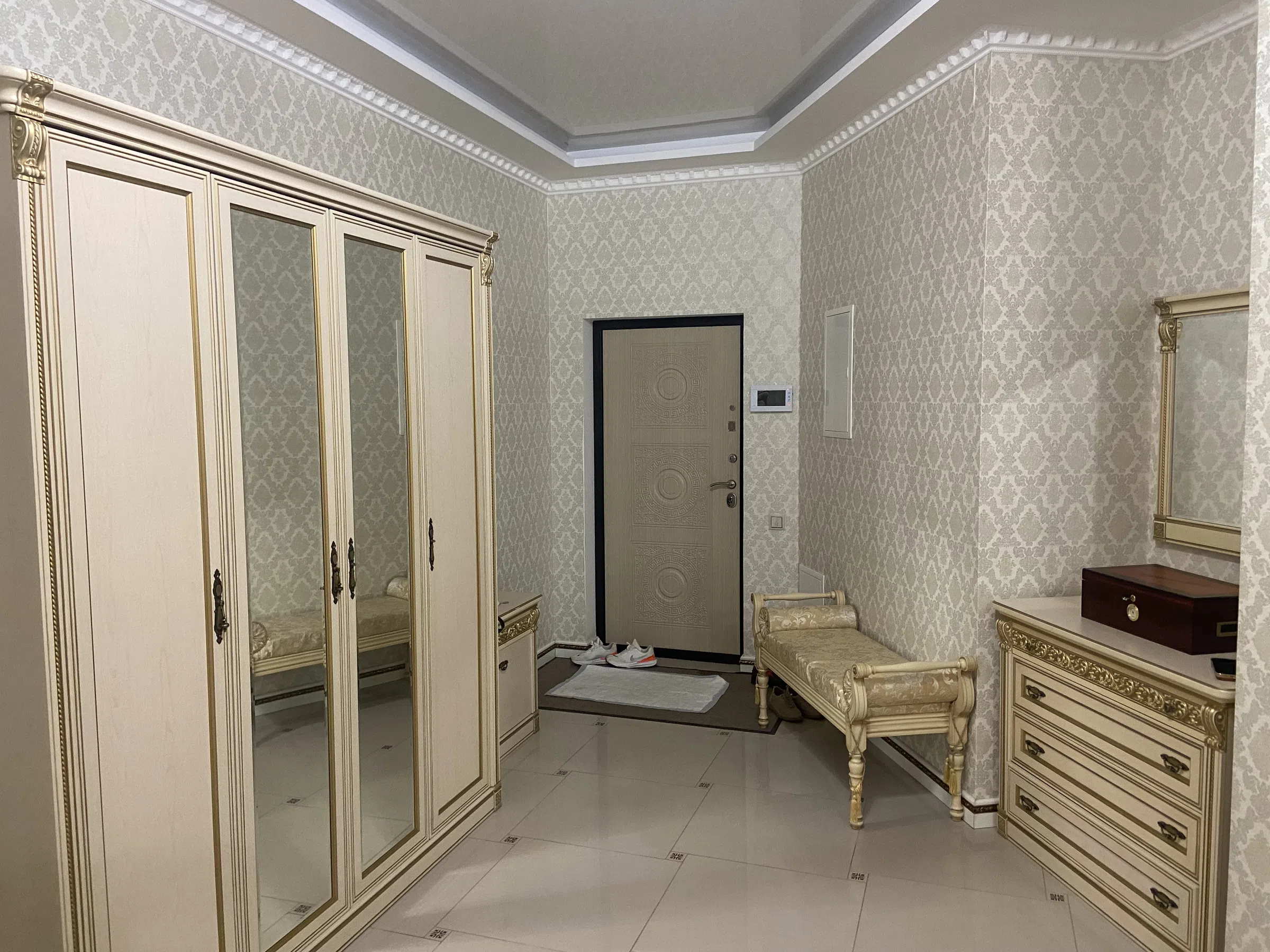 Большая классическая квартира с камином , фото 1