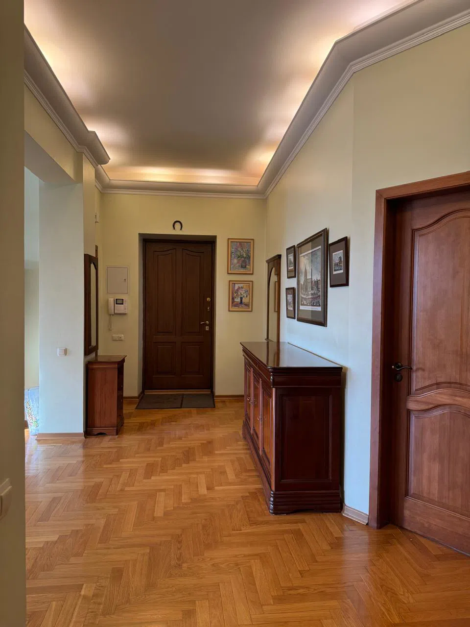 Квартира в темной классике на Пресне , фото 3