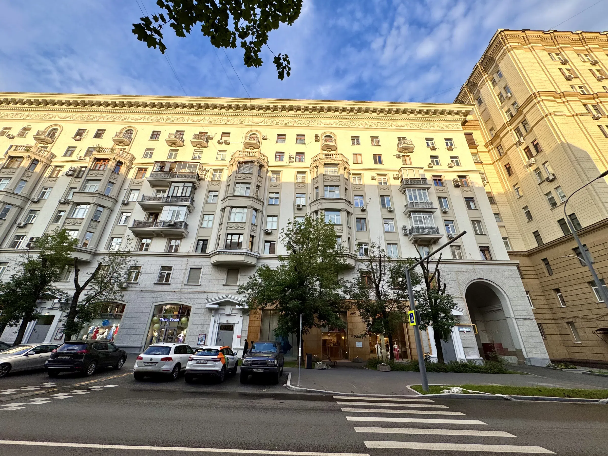Квартира на набережной с видом на высотку, фото 5