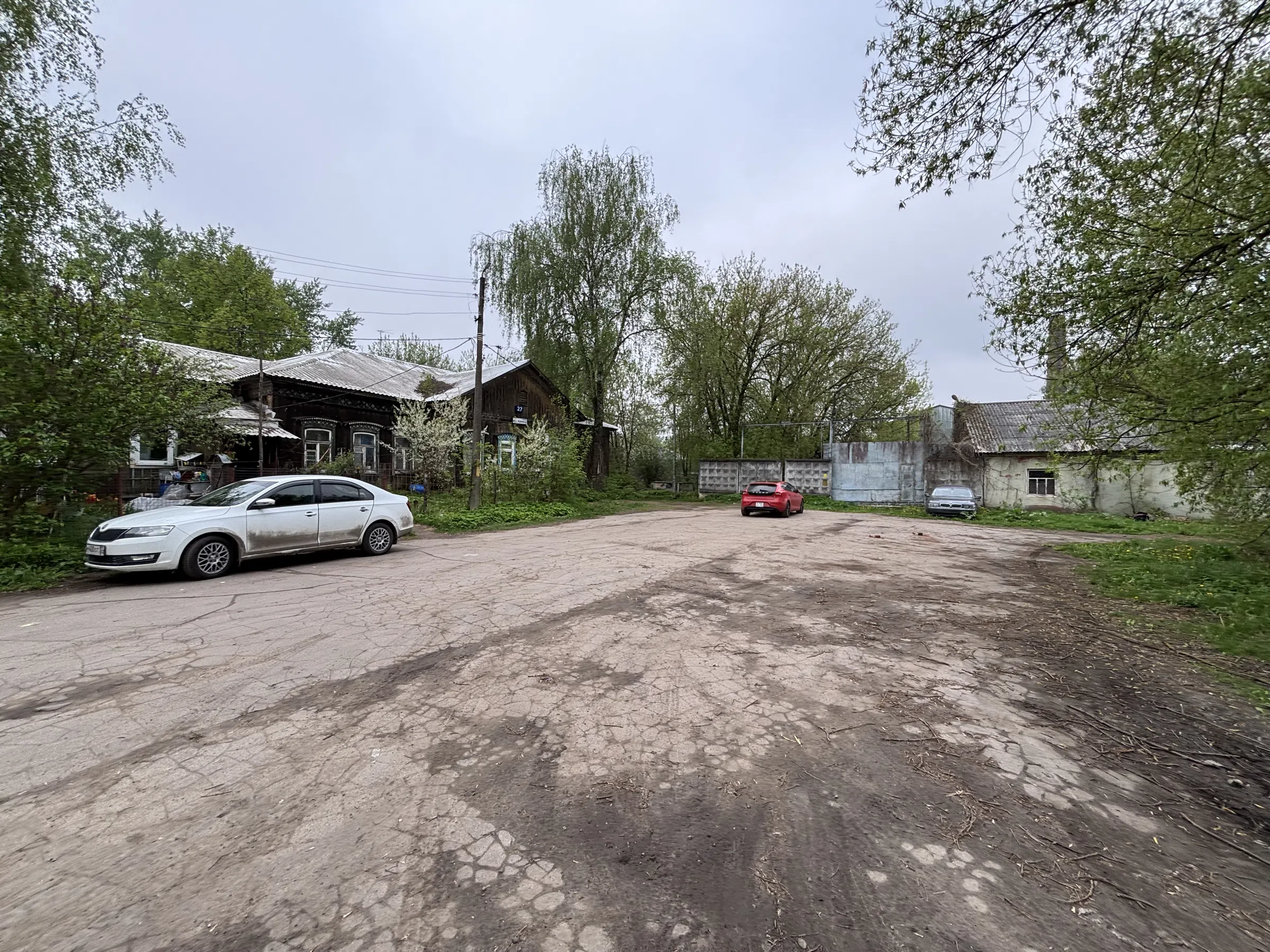 Деревянные старые бараки, фото 9