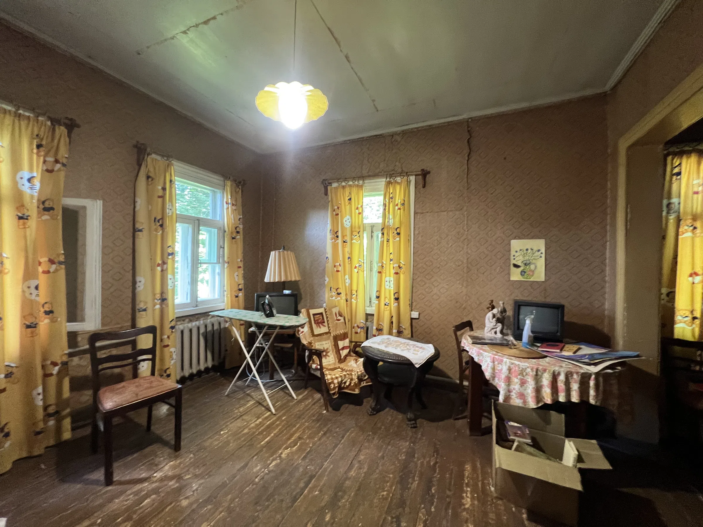Красивая старинная дача с верандой, фото 19