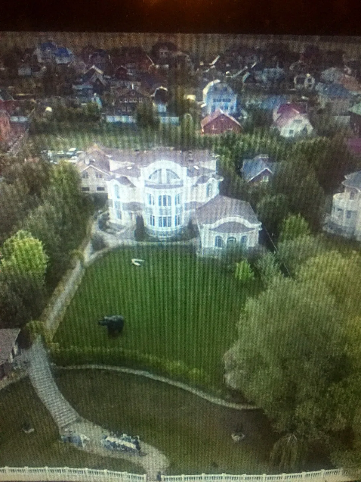 Особняк у воды с бассейном, фото 19