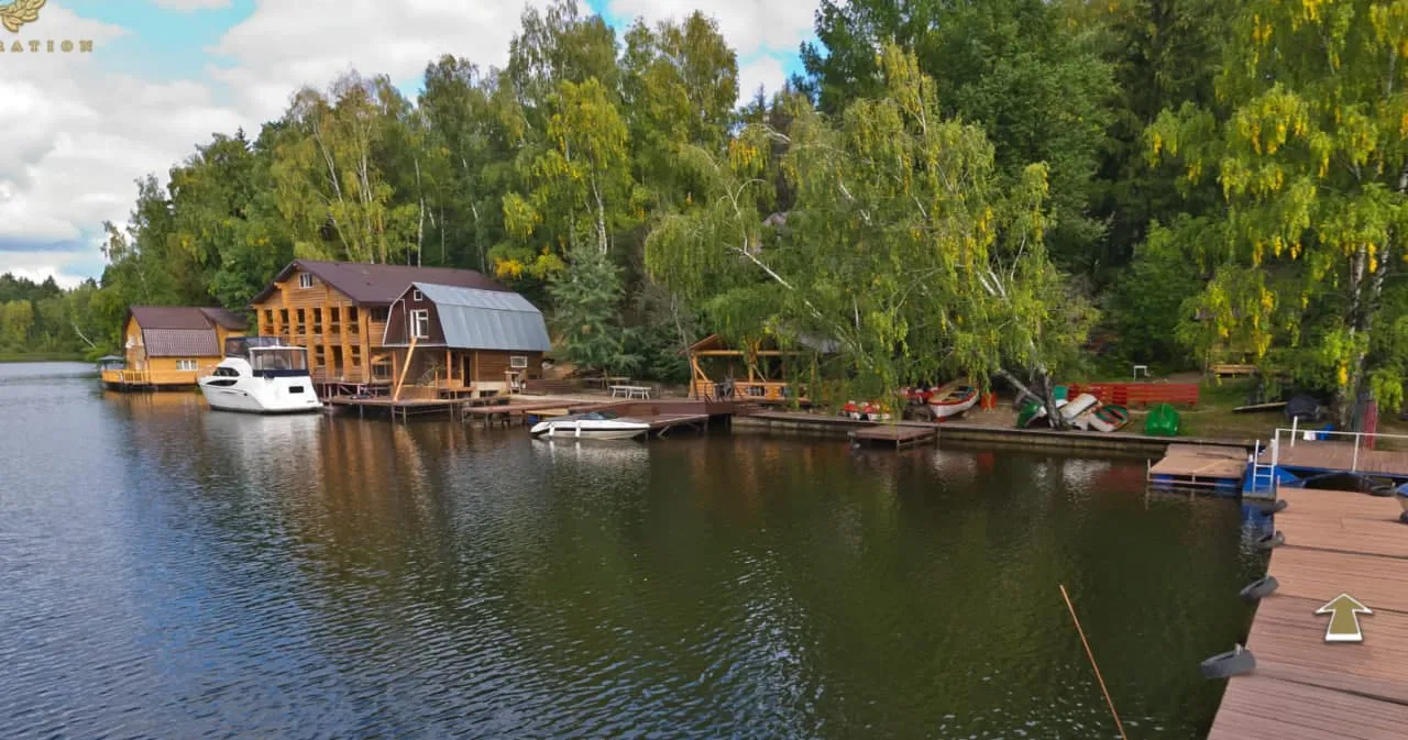 Деревенский дом у озера, фото 4