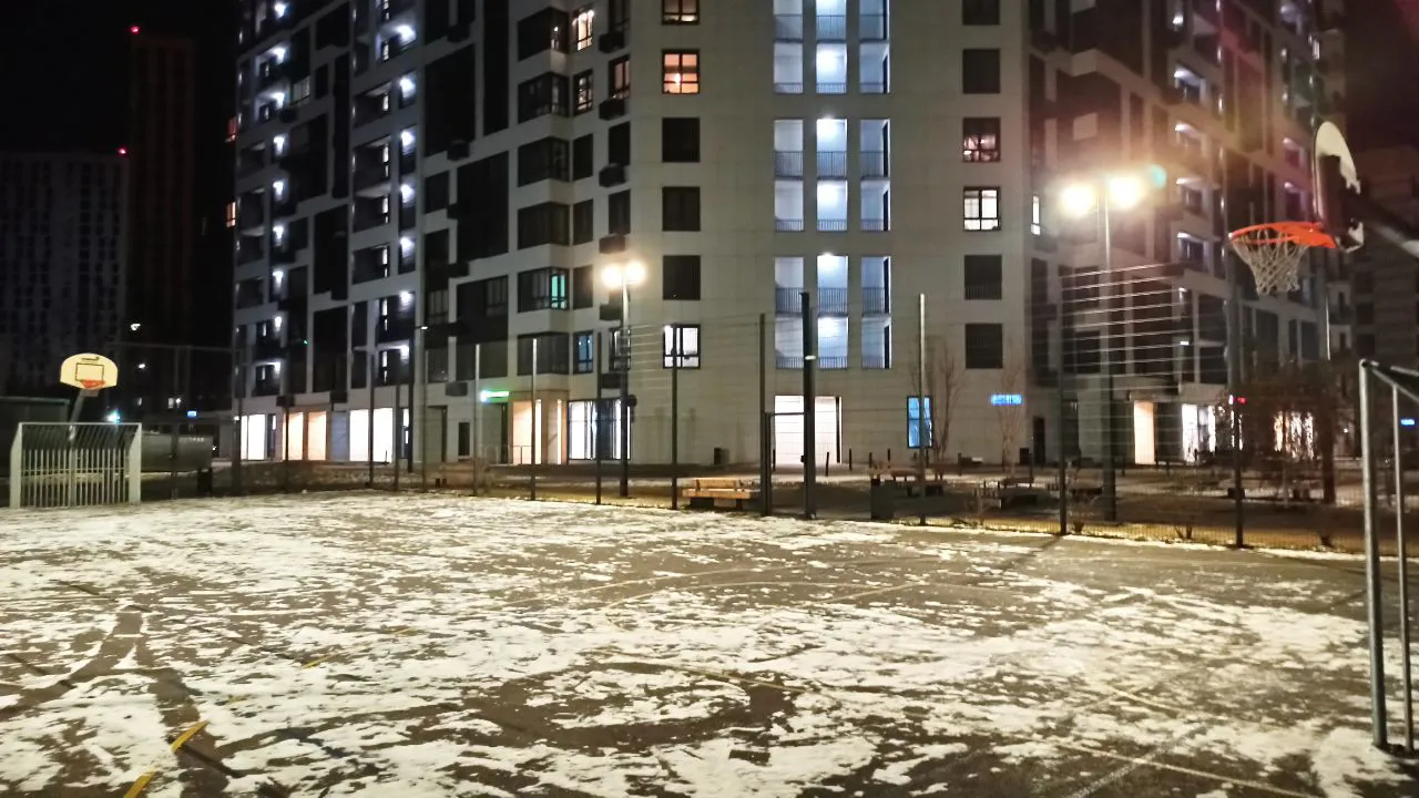 Современный двор с андеграундом, фото 4